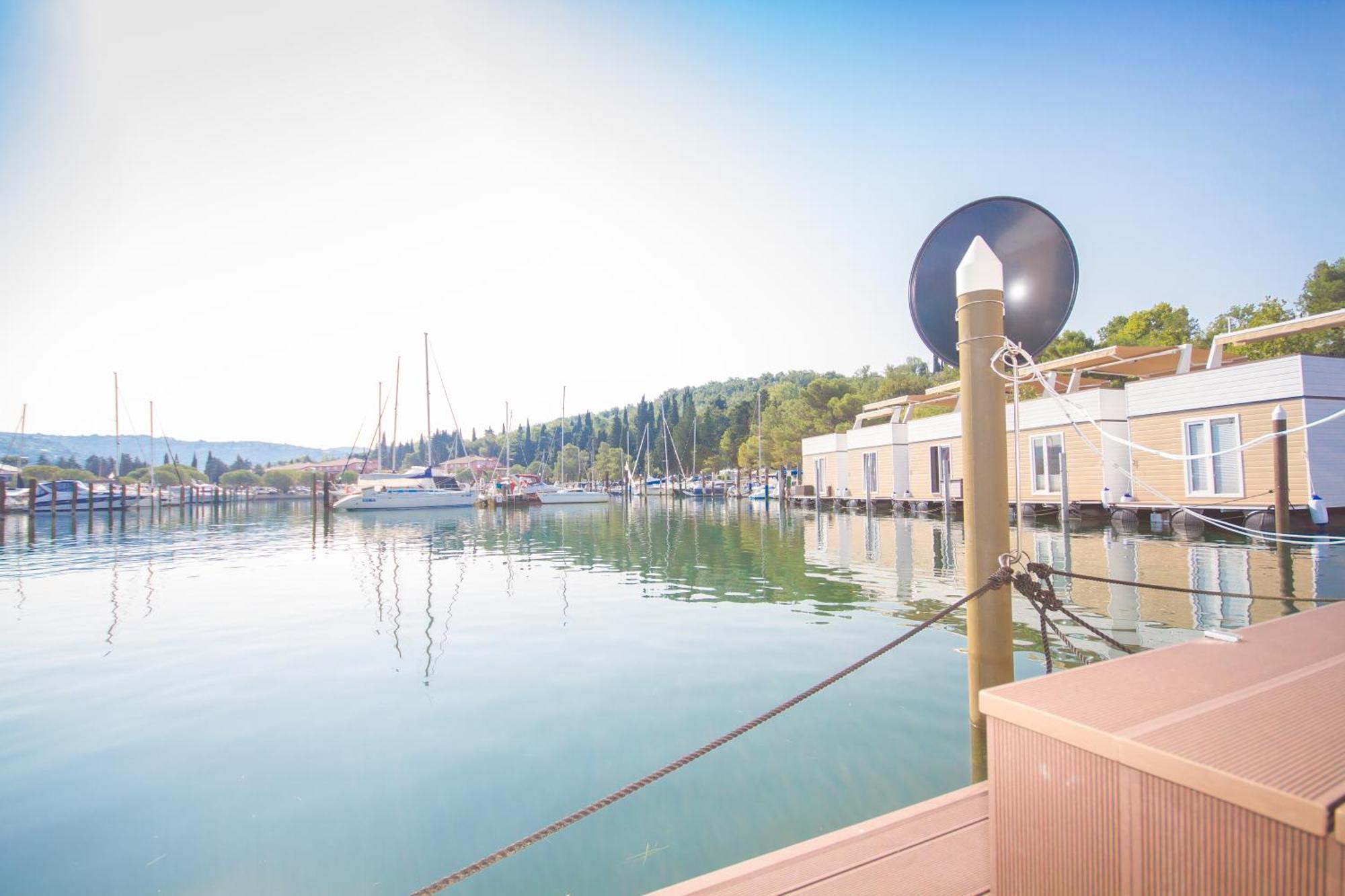 דירות Eldamar Floating House בפורטורוז מראה חיצוני תמונה